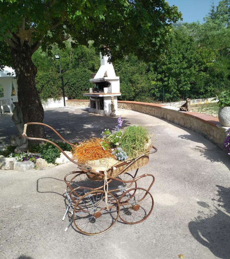 "Il Miglio" Country House Pettorano sul Gizio Zewnętrze zdjęcie